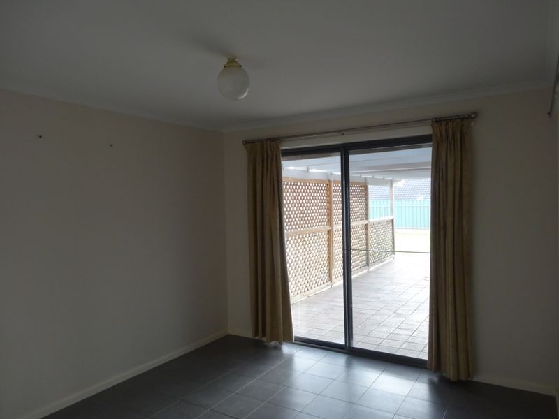 11 Yates Avenue, Hayborough SA 5211