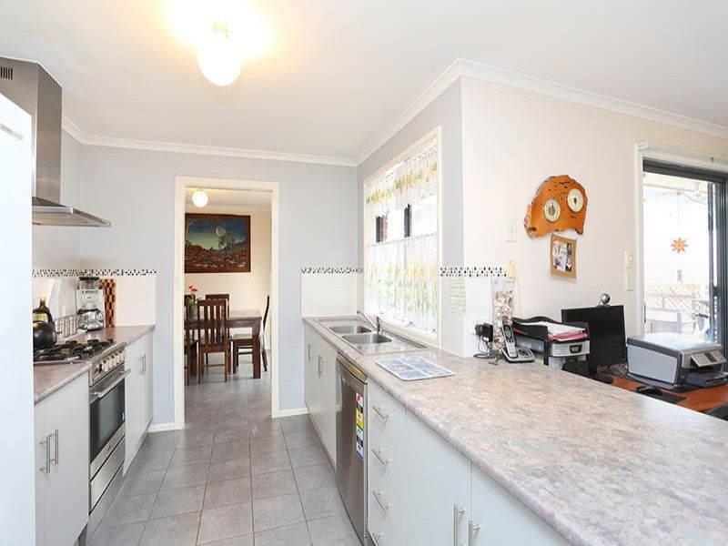 11 Yates Avenue, Hayborough SA 5211