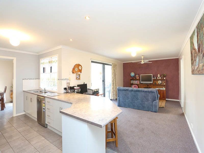 11 Yates Avenue, Hayborough SA 5211