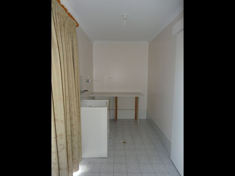 11 Yates Avenue, Hayborough SA 5211