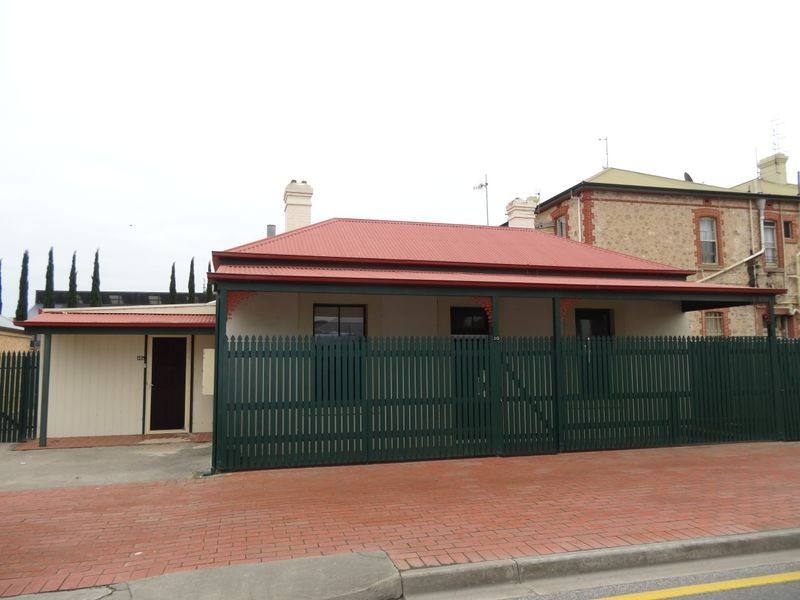 10 Railway Terrace, Victor Harbor SA 5211