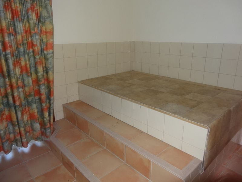 10 Railway Terrace, Victor Harbor SA 5211