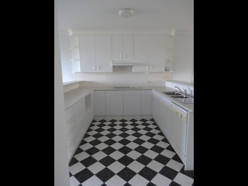 50 Esplanade, Victor Harbor SA 5211