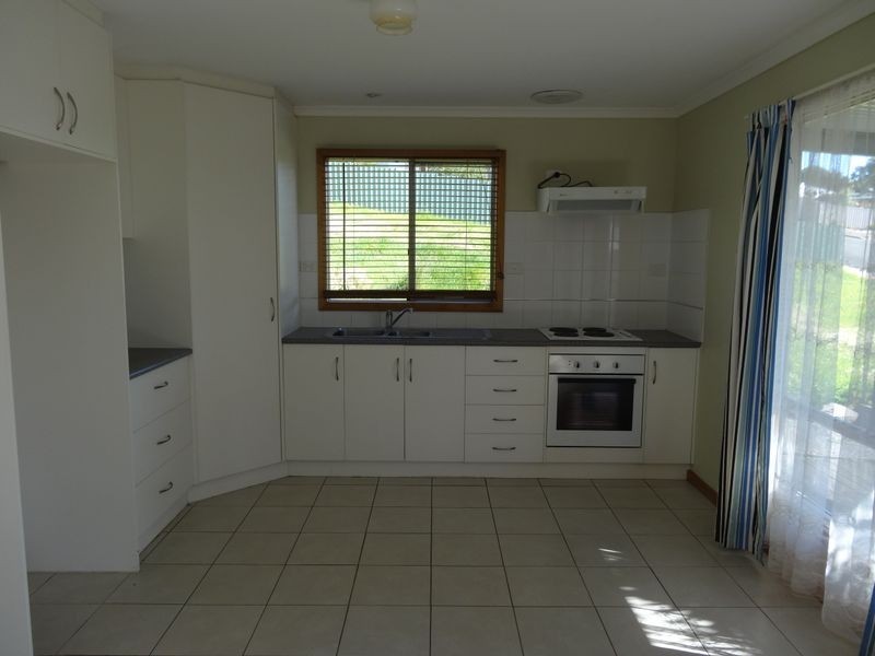 13 Poltong Street, Encounter Bay SA 5211