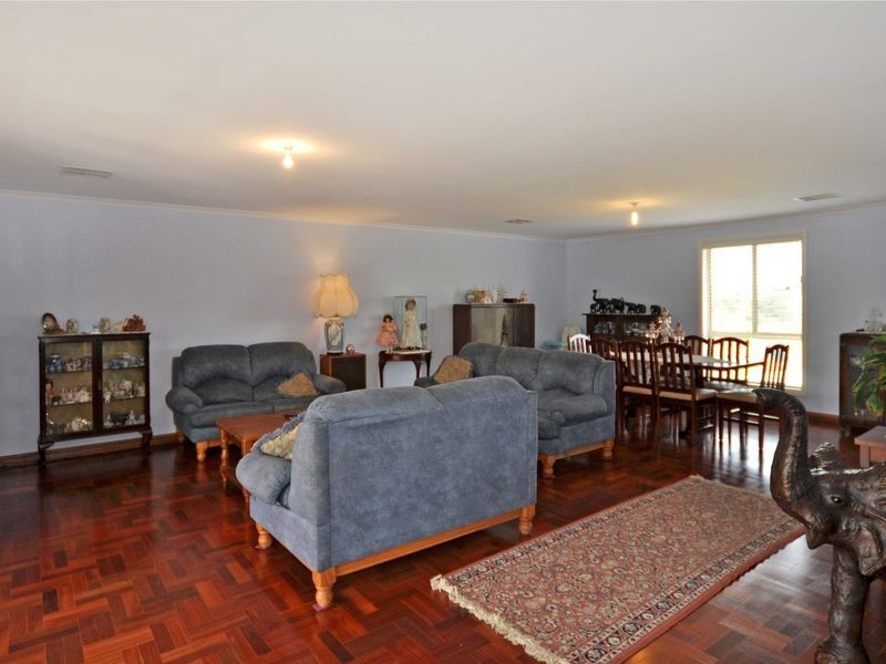 21 Norfolk Avenue, Victor Harbor SA 5211