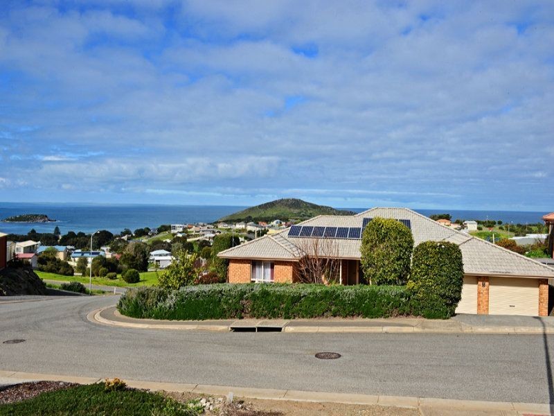 3 Orca Place, Encounter Bay SA 5211