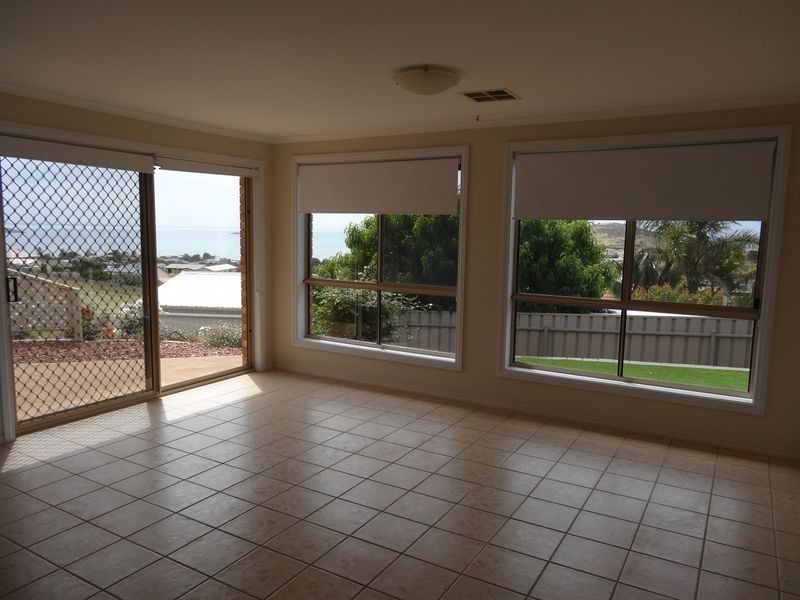 3 Orca Place, Encounter Bay SA 5211