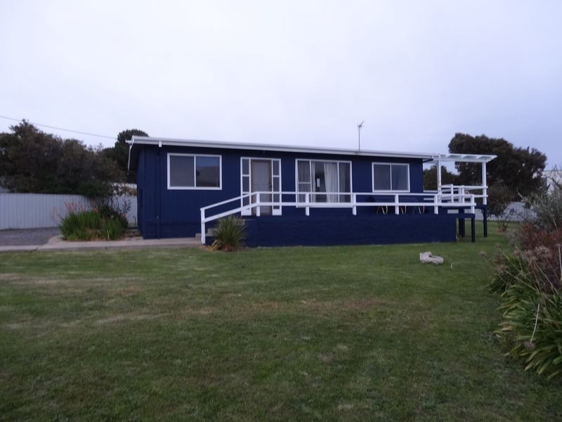 8 First Avenue, Hayborough SA 5211