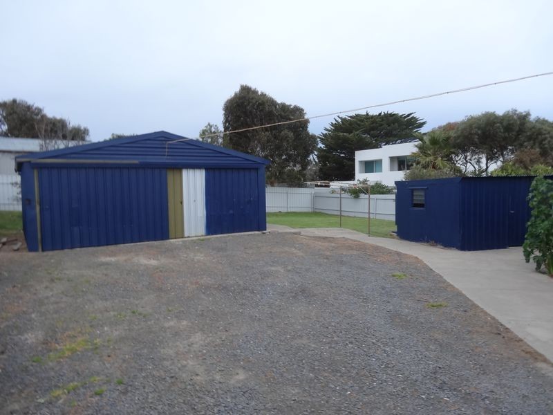 8 First Avenue, Hayborough SA 5211