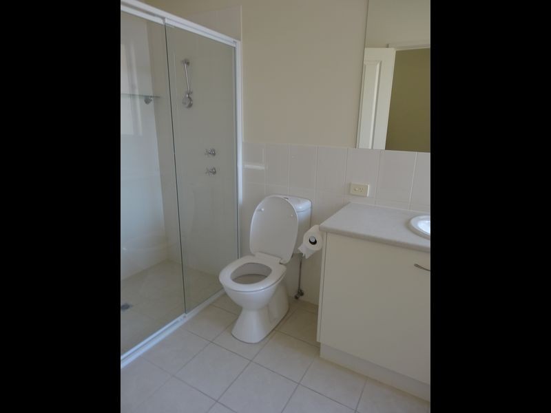 18 Sturt Street, Victor Harbor SA 5211