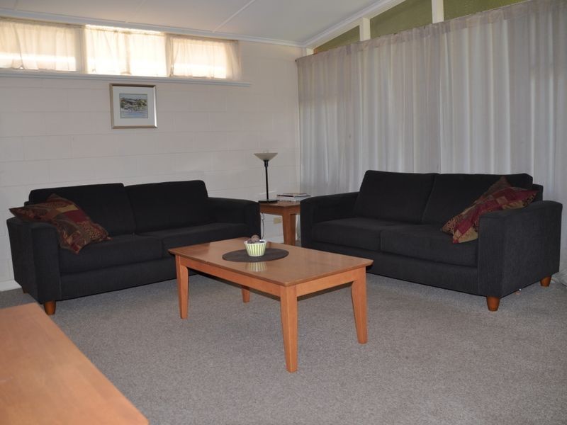 36 Newland Street, Victor Harbor SA 5211