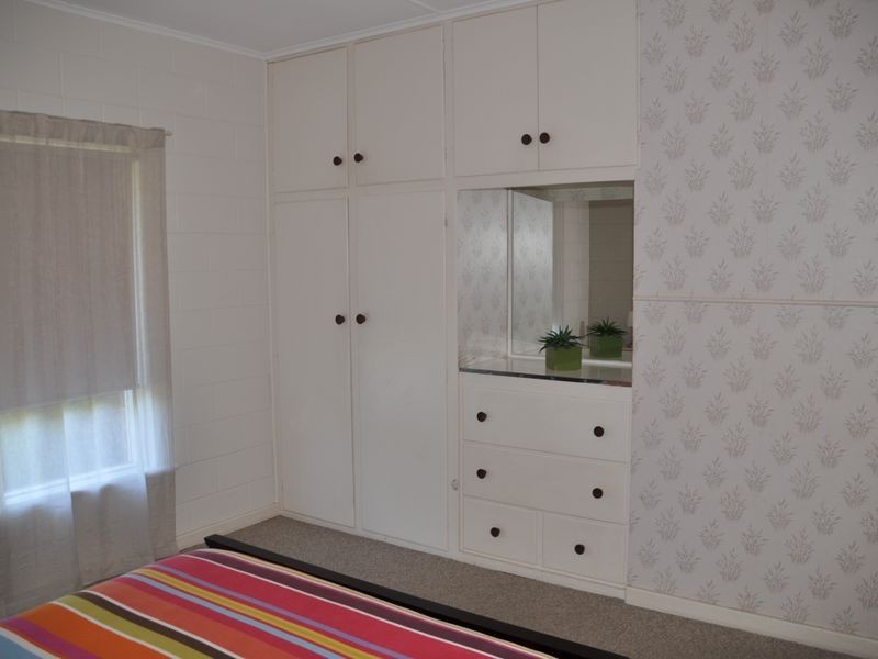 36 Newland Street, Victor Harbor SA 5211