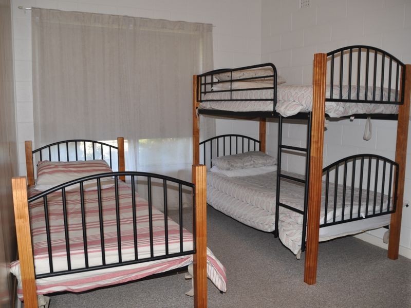 36 Newland Street, Victor Harbor SA 5211