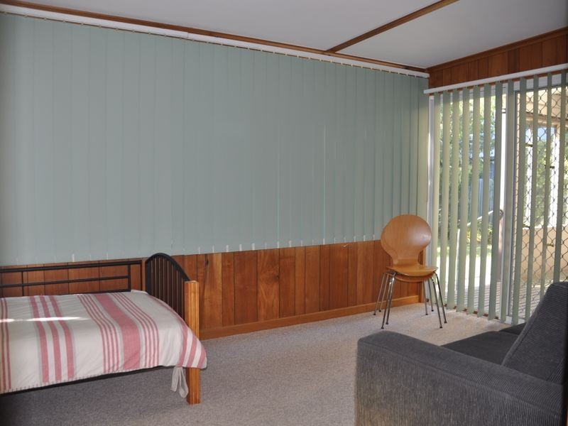 36 Newland Street, Victor Harbor SA 5211