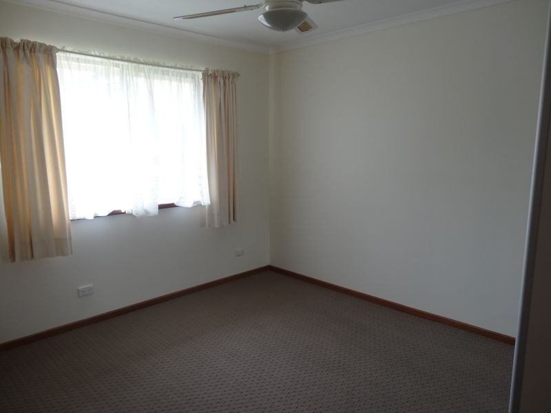 2/19 Bond Avenue, Victor Harbor SA 5211