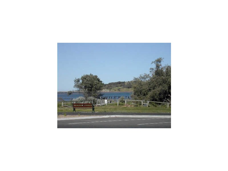 1/30 Esplanade, Victor Harbor SA 5211