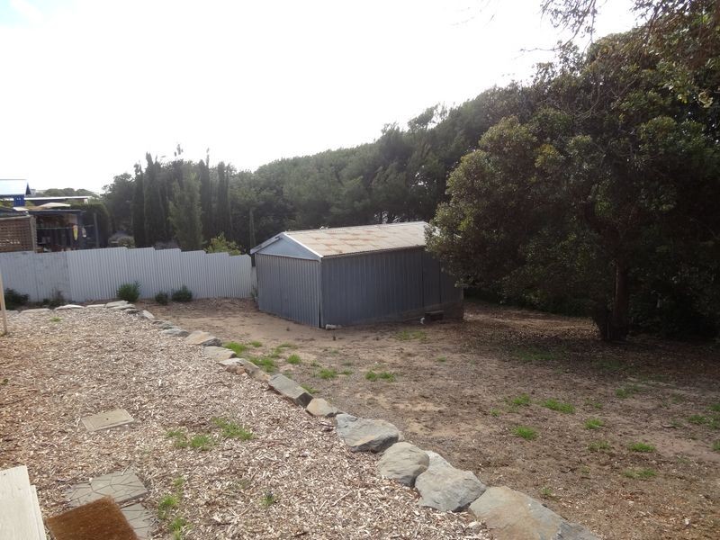 4 Barton Street, Port Elliot SA 5212
