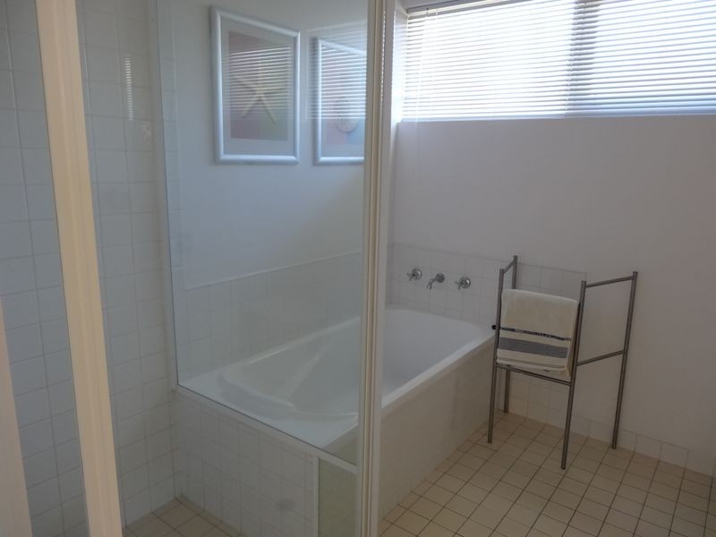 20 Olivebank Crescent, Encounter Bay SA 5211