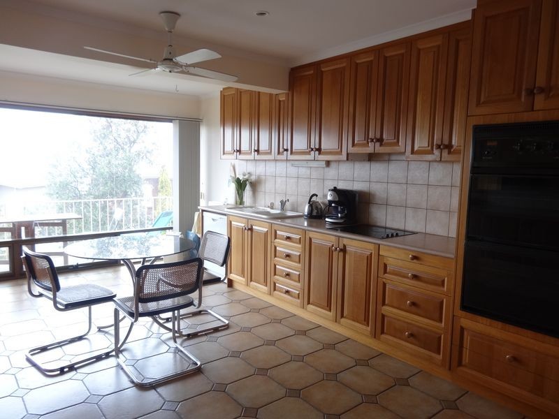 6 Passatt Street, Encounter Bay SA 5211