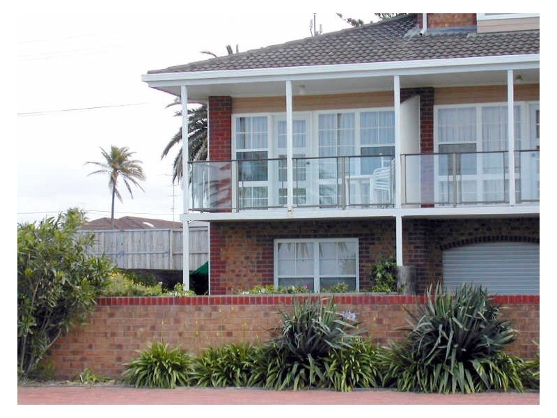 1/22 Esplanade, Victor Harbor SA 5211