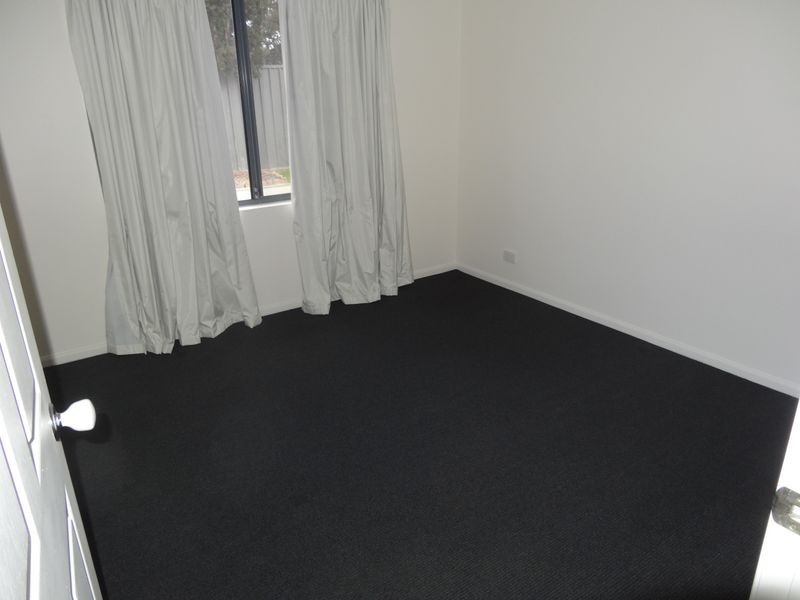 4 Yates Avenue, Hayborough SA 5211