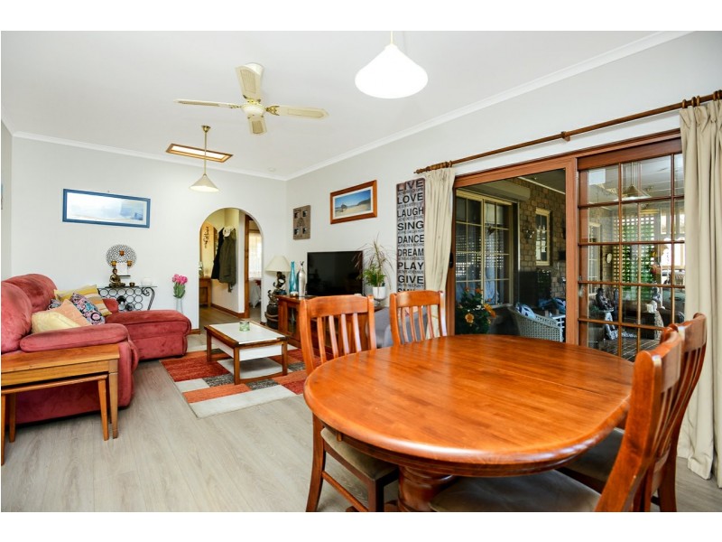 13 Somers Road,, Victor Harbor SA 5211