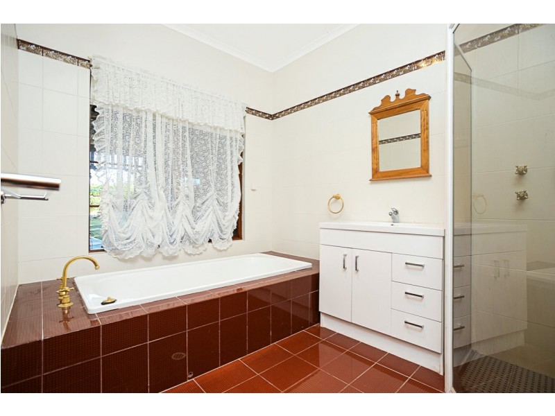 13 Somers Road,, Victor Harbor SA 5211