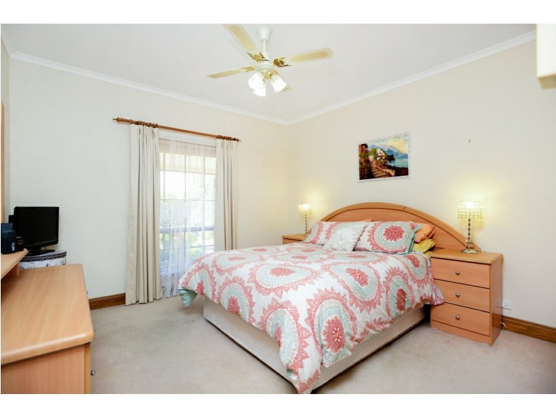 13 Somers Road,, Victor Harbor SA 5211
