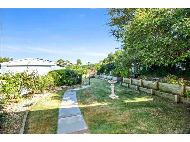 13 Somers Road,, Victor Harbor SA 5211