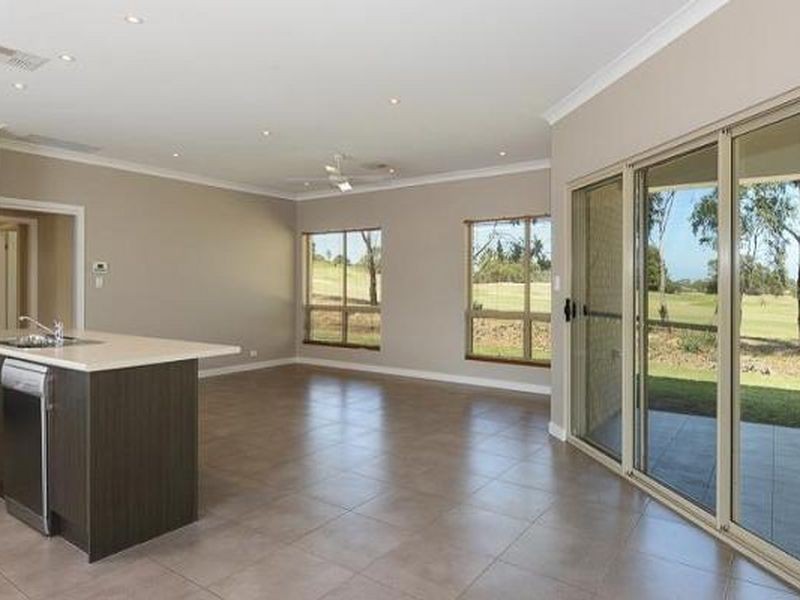 11 Links Court, Mccracken SA 5211