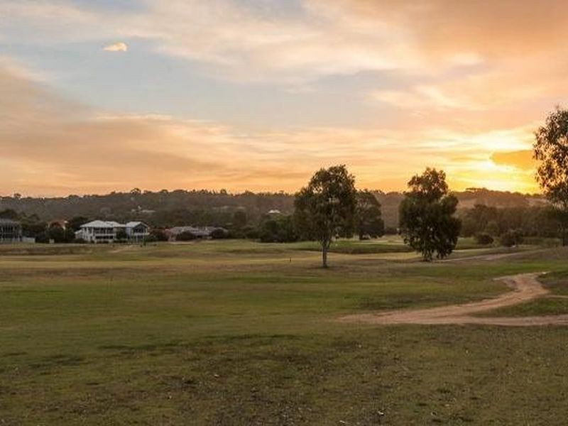 11 Links Court, Mccracken SA 5211