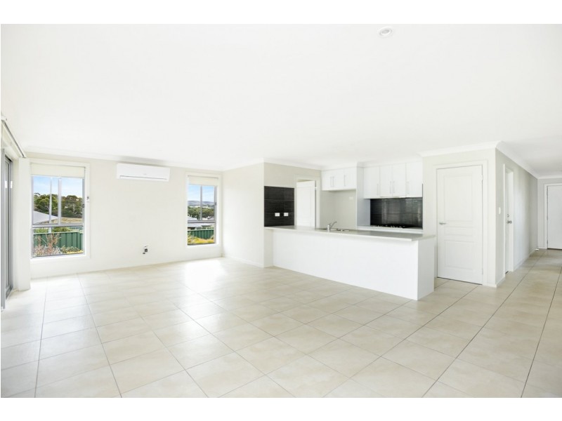 4 Shields Crescent,, Encounter Bay SA 5211