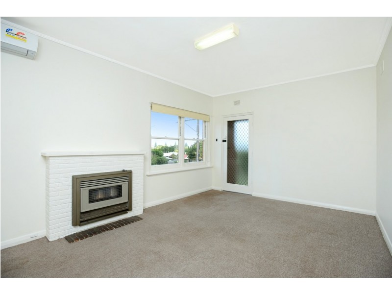 25 William Street, Victor Harbor SA 5211