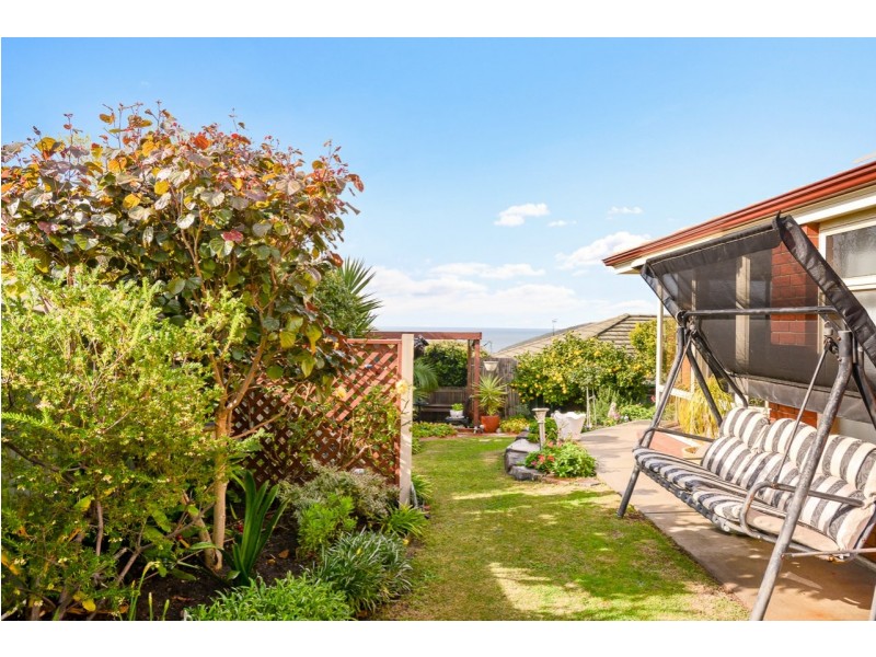 34 Southern Right Crescent,, Encounter Bay SA 5211