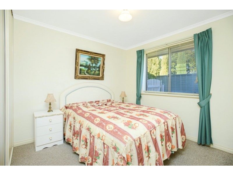 32 Tolmer Court, Hayborough SA 5211