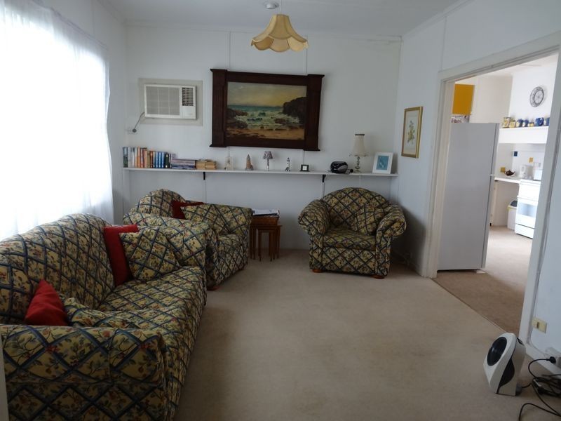 100 Victoria Street, Victor Harbor SA 5211