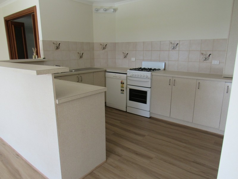 1 Ostend Crescent, Hayborough SA 5211