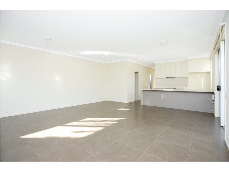 18 Sturt Street, Victor Harbor SA 5211