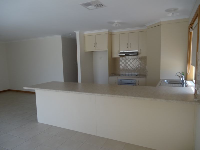 11 Pomery Street, Port Elliot SA 5212