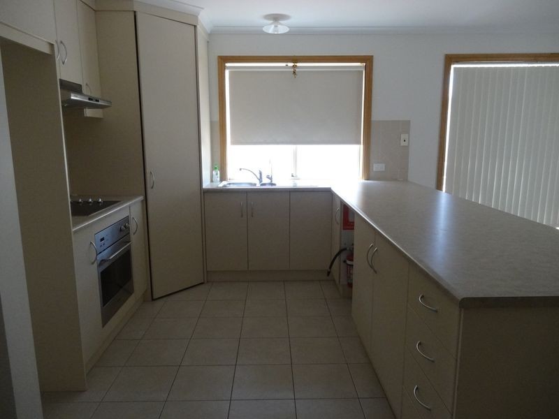 11 Pomery Street, Port Elliot SA 5212