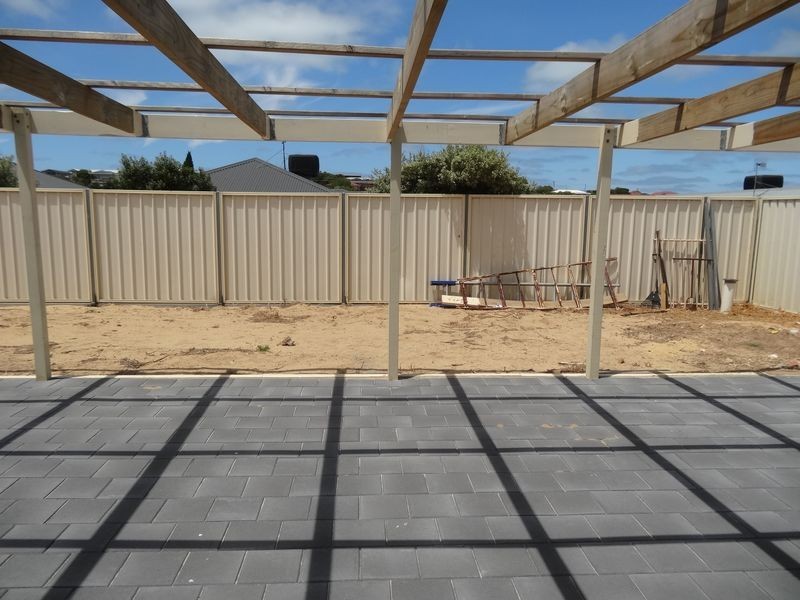 11 Pomery Street, Port Elliot SA 5212
