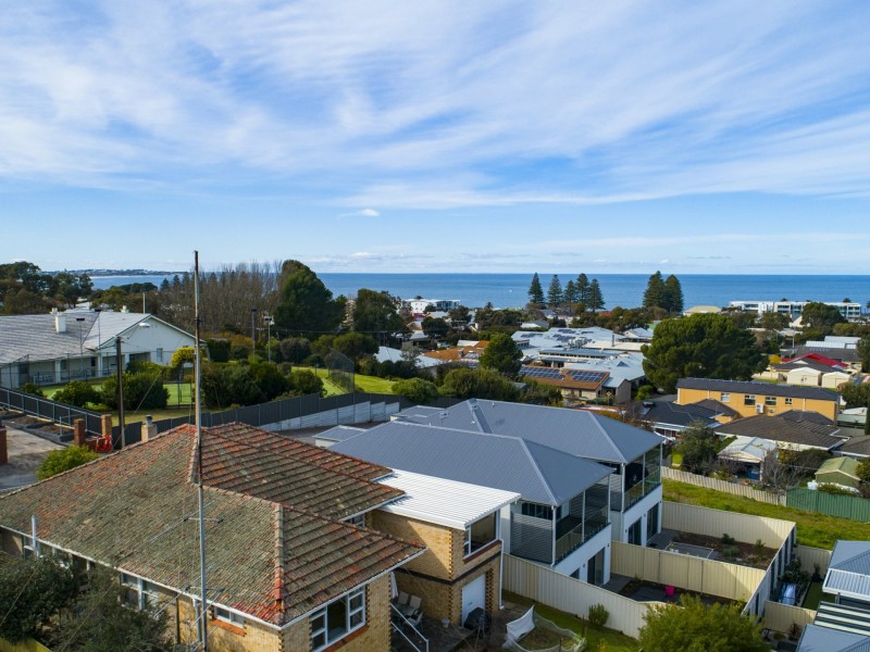 52 Seaview Road, Victor Harbor SA 5211
