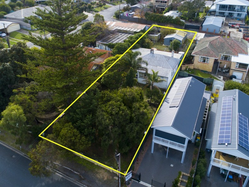 52 Seaview Road, Victor Harbor SA 5211