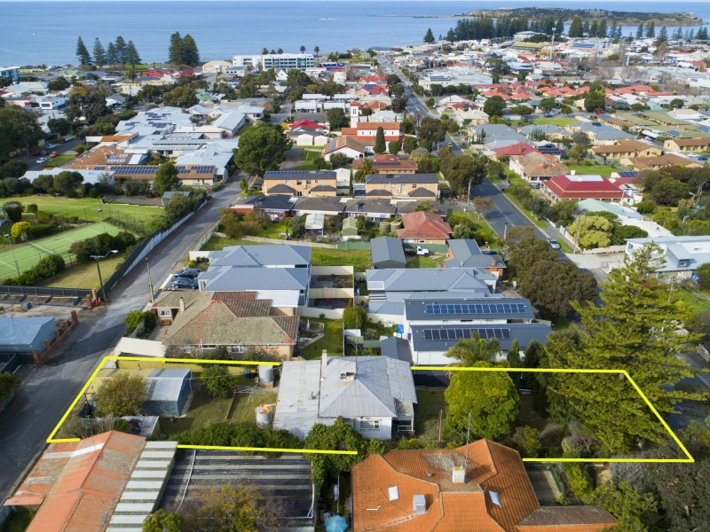 52 Seaview Road, Victor Harbor SA 5211