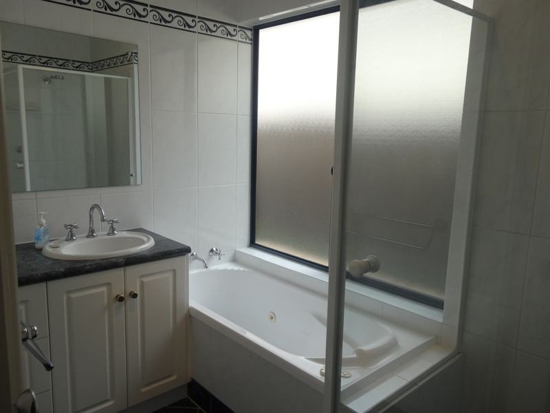 52 Coromandel Drive, Mccracken SA 5211