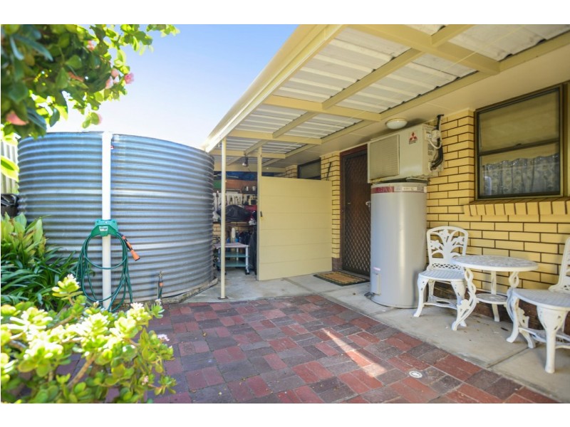 2/1 Carlyle Street, Victor Harbor SA 5211