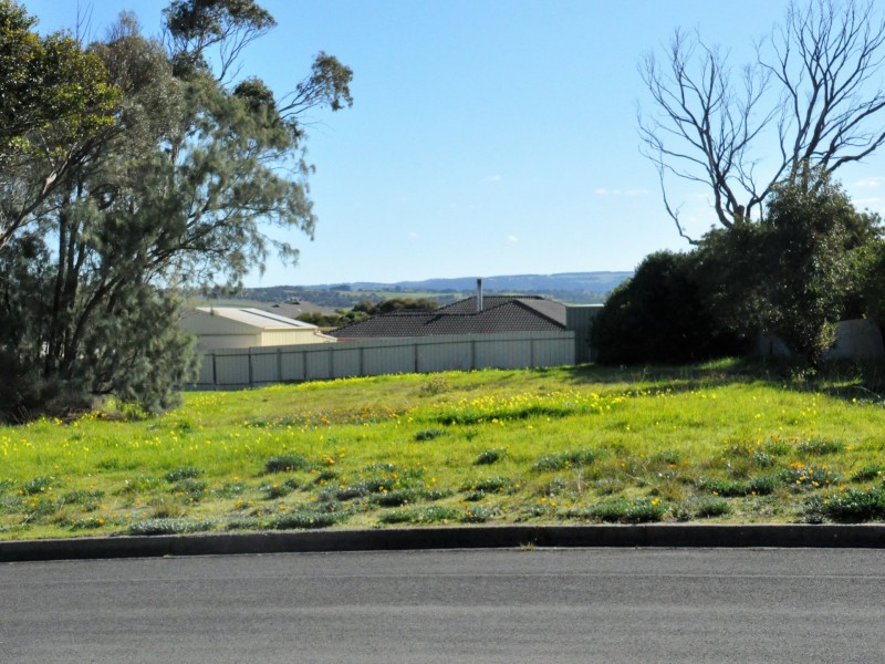 11 Dundalk Avenue, Mccracken SA 5211