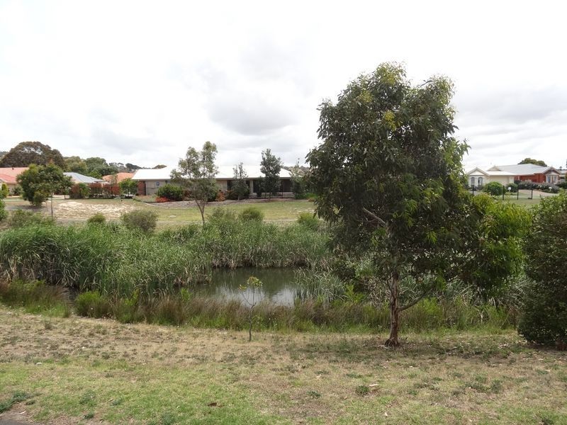 10 Harwood Close, Encounter Bay SA 5211