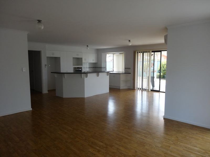 10 Harwood Close, Encounter Bay SA 5211