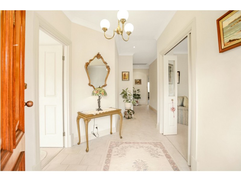 6 Hay Court, Victor Harbor SA 5211